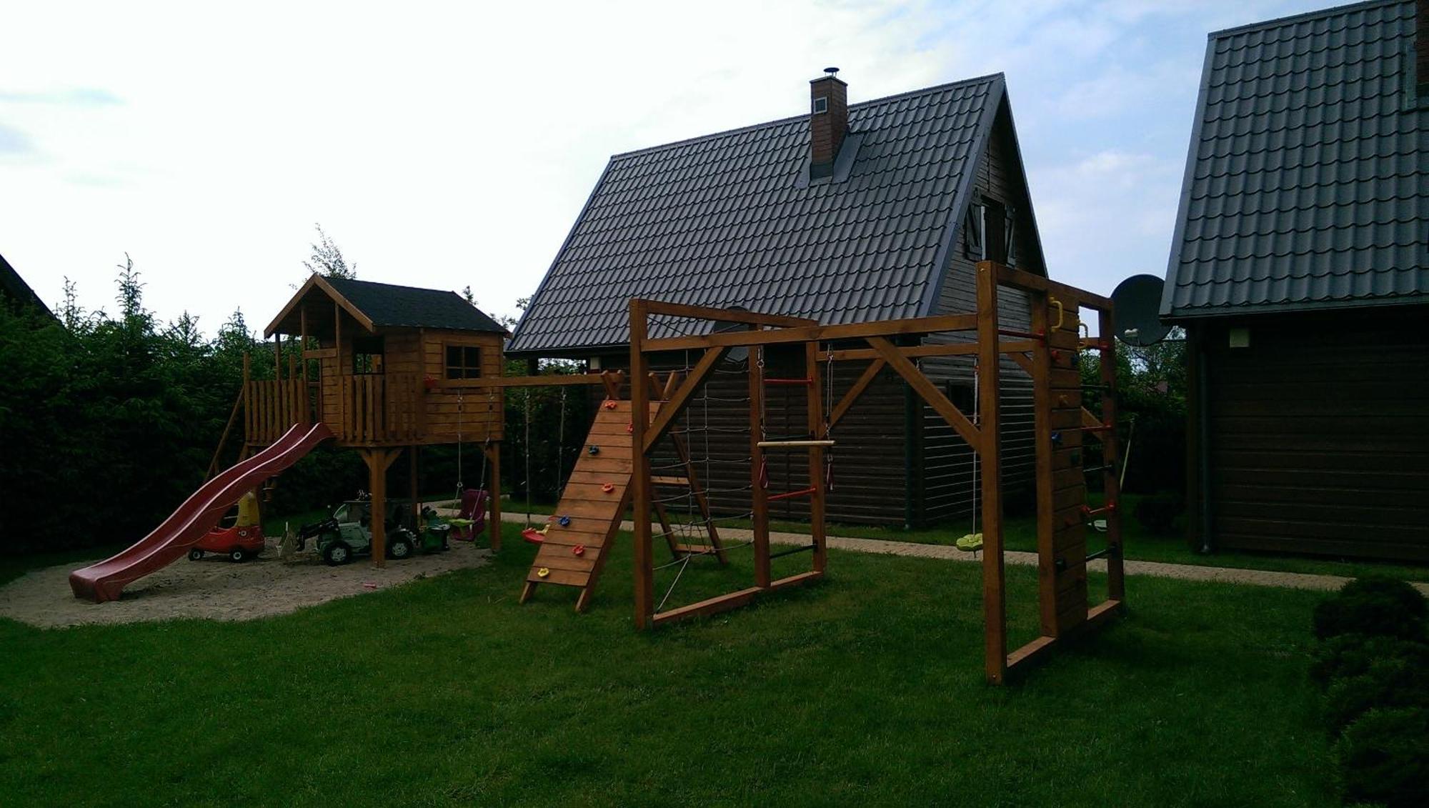 Caloroczne Domki Nad Morzem I Jeziorem Jezierzany Exterior foto