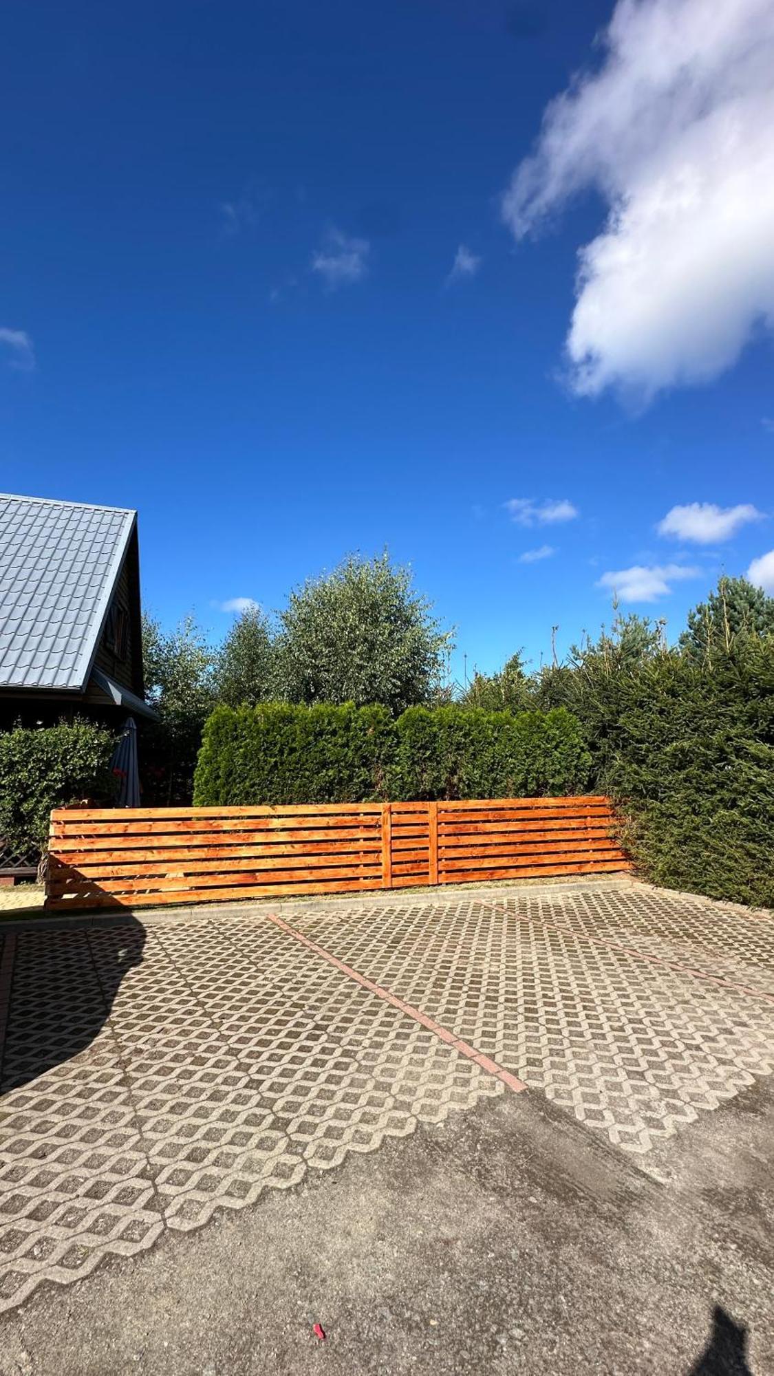 Caloroczne Domki Nad Morzem I Jeziorem Jezierzany Exterior foto